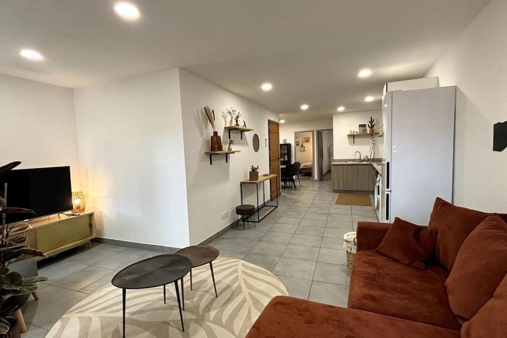 Tres Bel Appartement Climatise - Chez Tom Et Anna 贝端 外观 照片